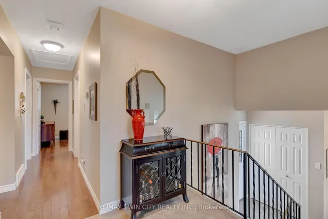 Additional property image - 158 Martinglen Cres