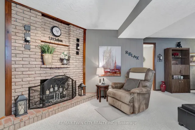 Additional property image - 158 Martinglen Cres