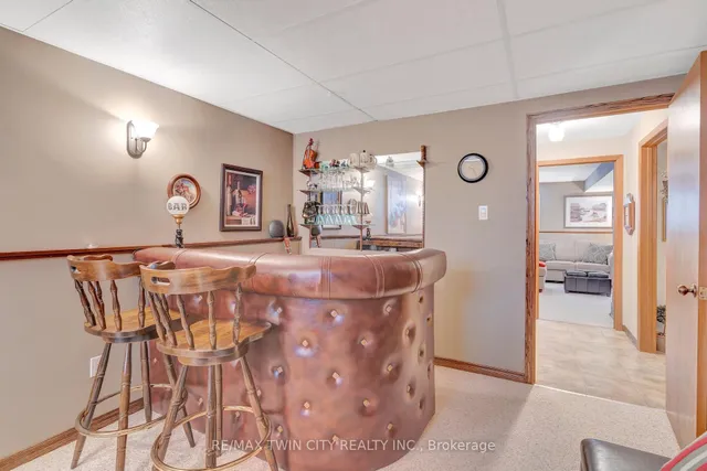 Additional property image - 158 Martinglen Cres