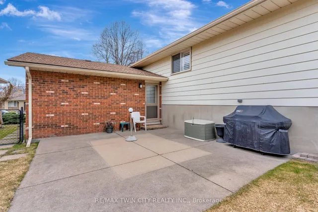 Additional property image - 158 Martinglen Cres