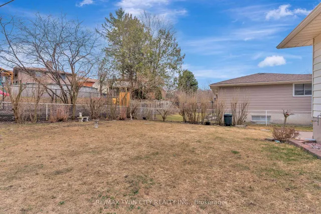 Additional property image - 158 Martinglen Cres