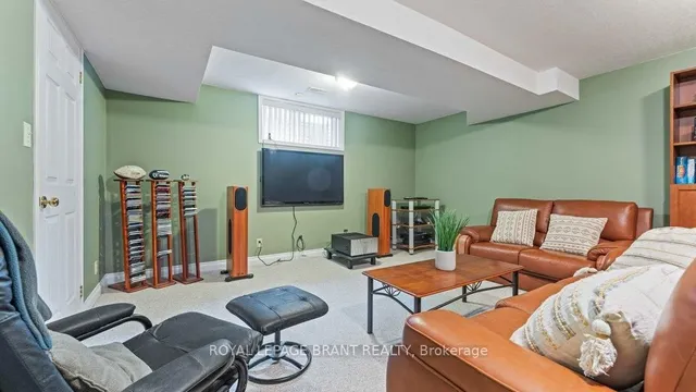 Additional property image - 119 Pine Martin Cres