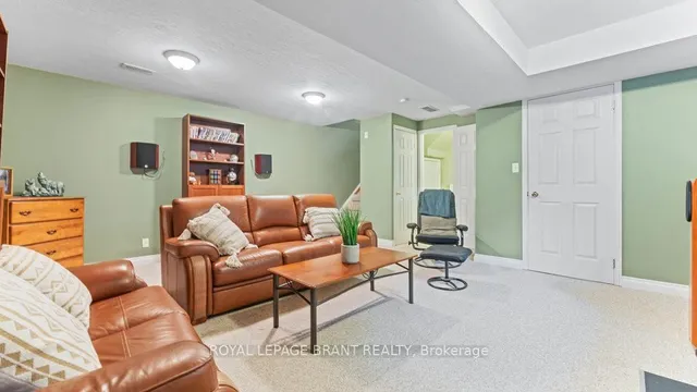 Additional property image - 119 Pine Martin Cres