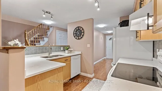 Additional property image - 119 Pine Martin Cres