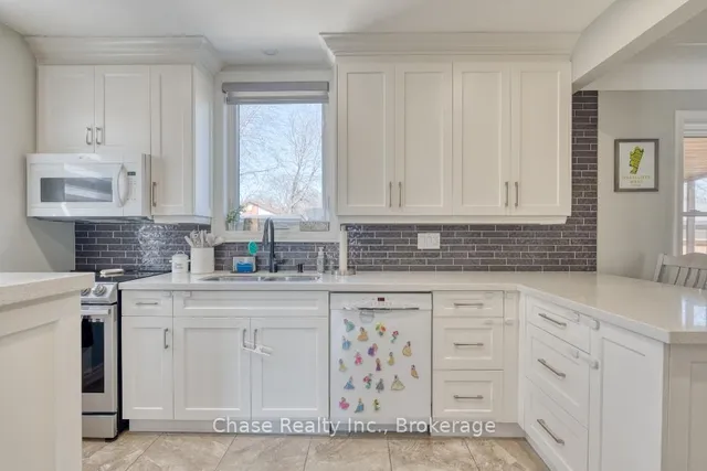 Additional property image - 170 West 32nd St