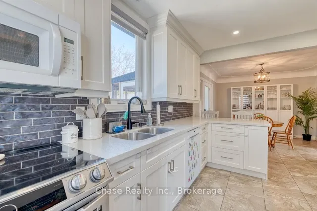 Additional property image - 170 West 32nd St