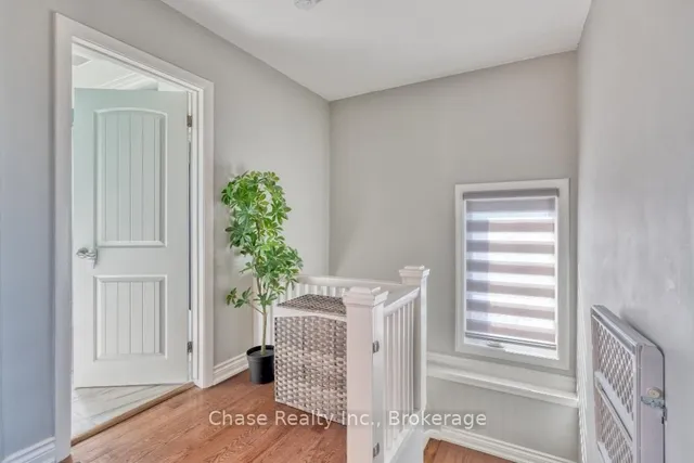 Additional property image - 170 West 32nd St
