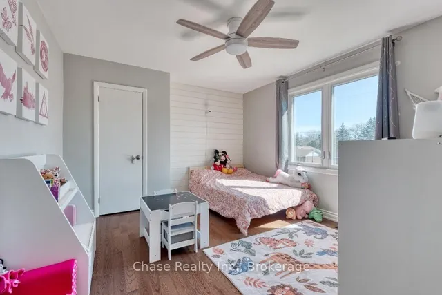 Additional property image - 170 West 32nd St