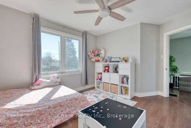 Additional property image - 170 West 32nd St
