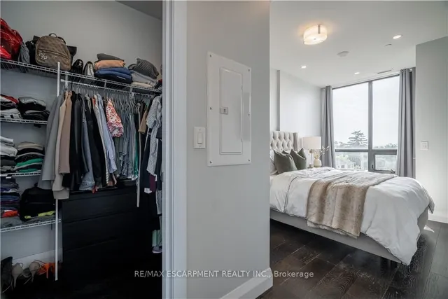 Additional property image - 101 Locke St Unit 409