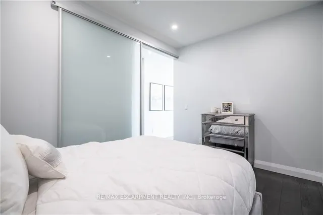 Additional property image - 101 Locke St Unit 409