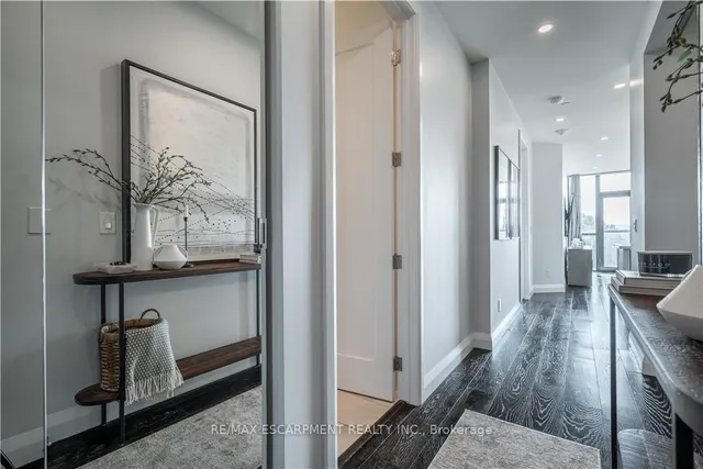 Additional property image - 101 Locke St Unit 409