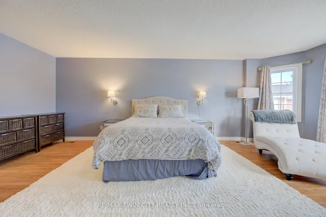 Additional property image - 210 Greengable Crt