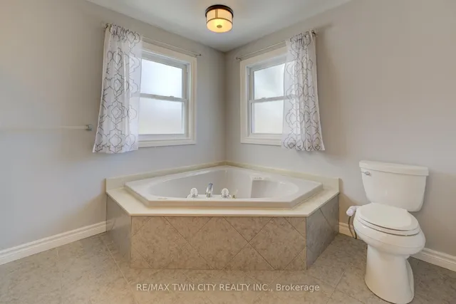Additional property image - 210 Greengable Crt