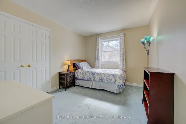 Additional property image - 210 Greengable Crt