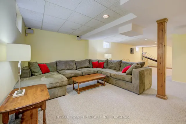 Additional property image - 210 Greengable Crt