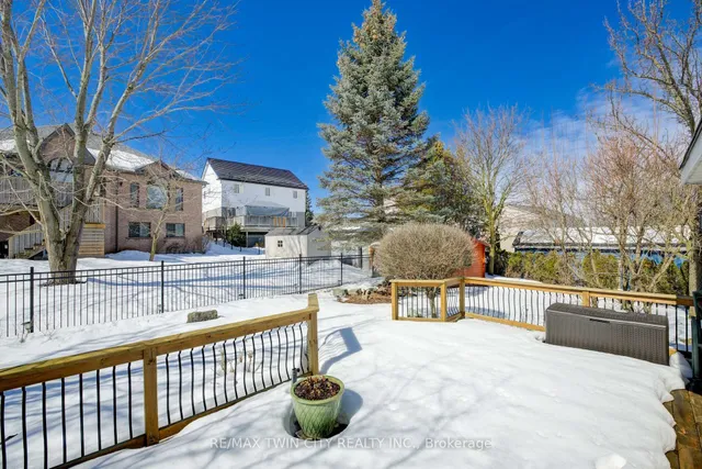 Additional property image - 210 Greengable Crt
