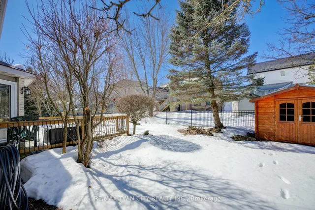 Additional property image - 210 Greengable Crt