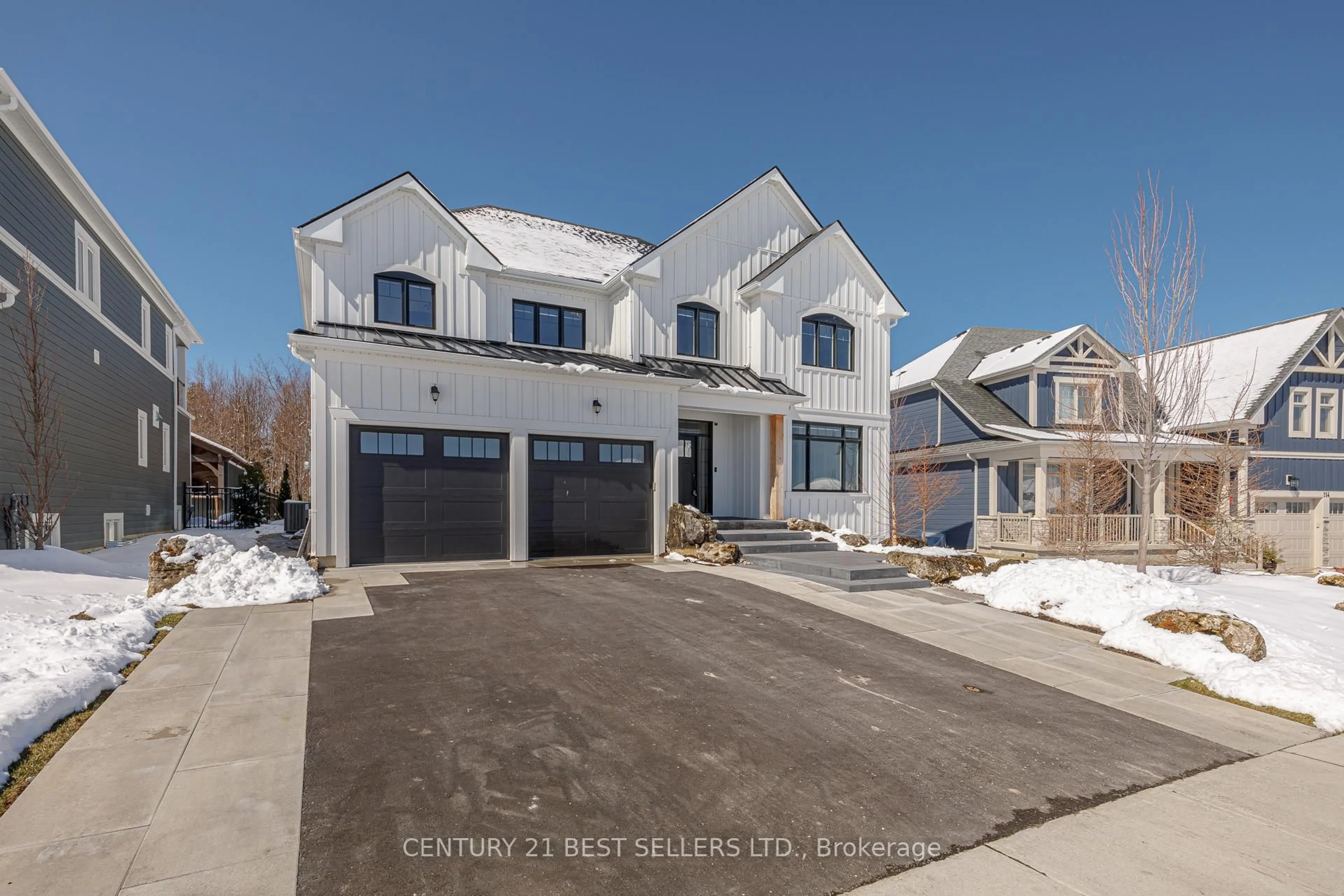 Home with brick exterior material, street for 112 Springside Cres, Blue Mountains Ontario L9Y 4X5