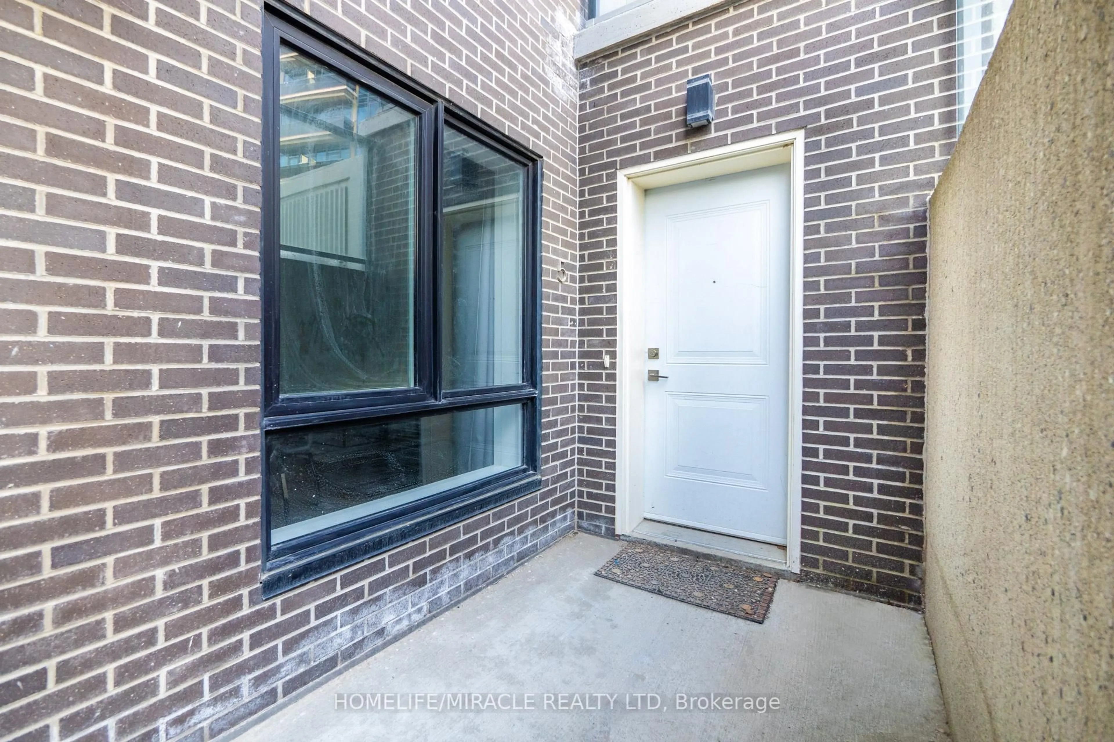 Unknown for 1430 Highland Rd #5B, Kitchener Ontario N2N 0C3