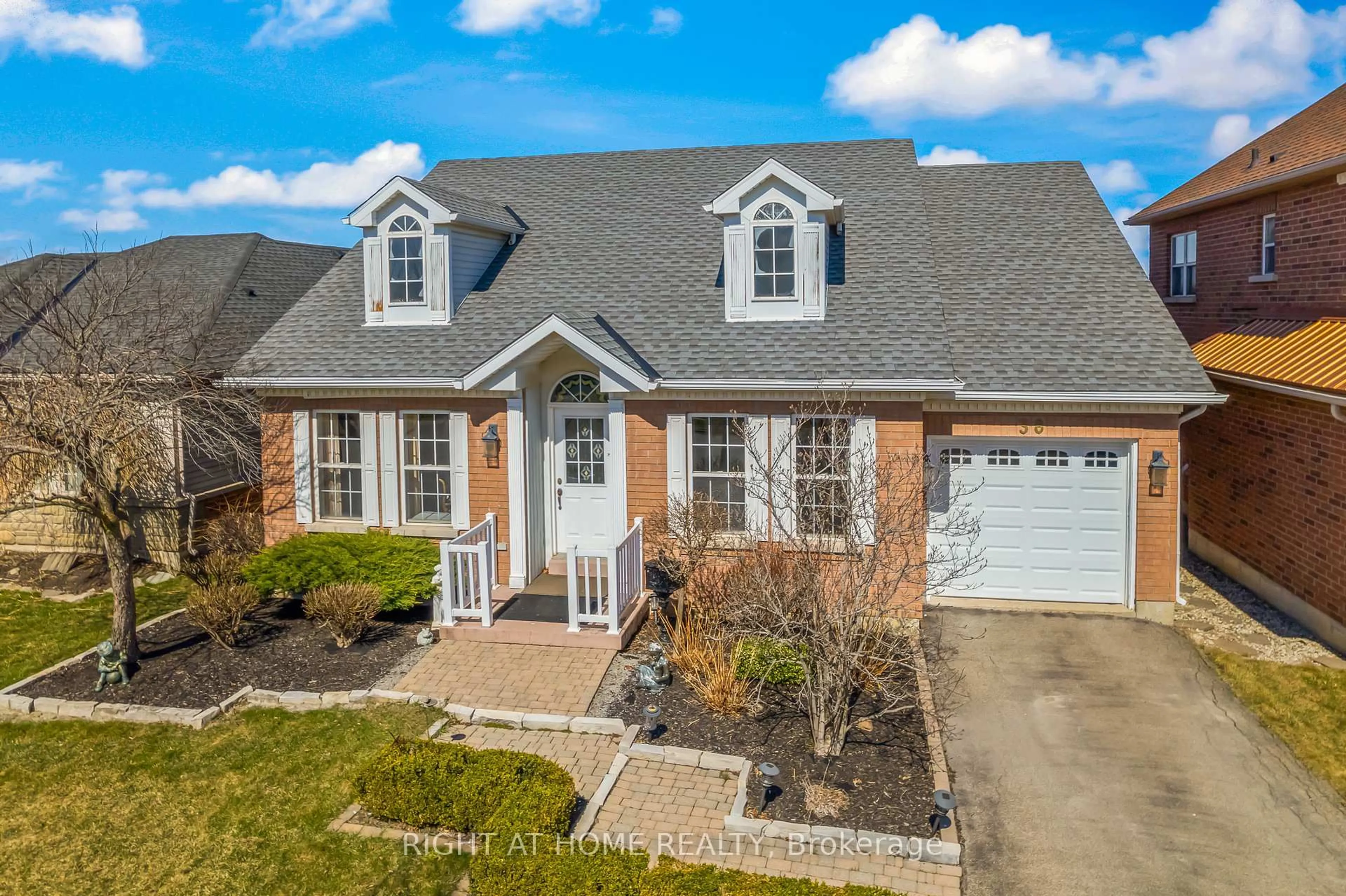 Home with brick exterior material, street for 38 Cole Cres, Niagara-on-the-Lake Ontario L0S 1J0
