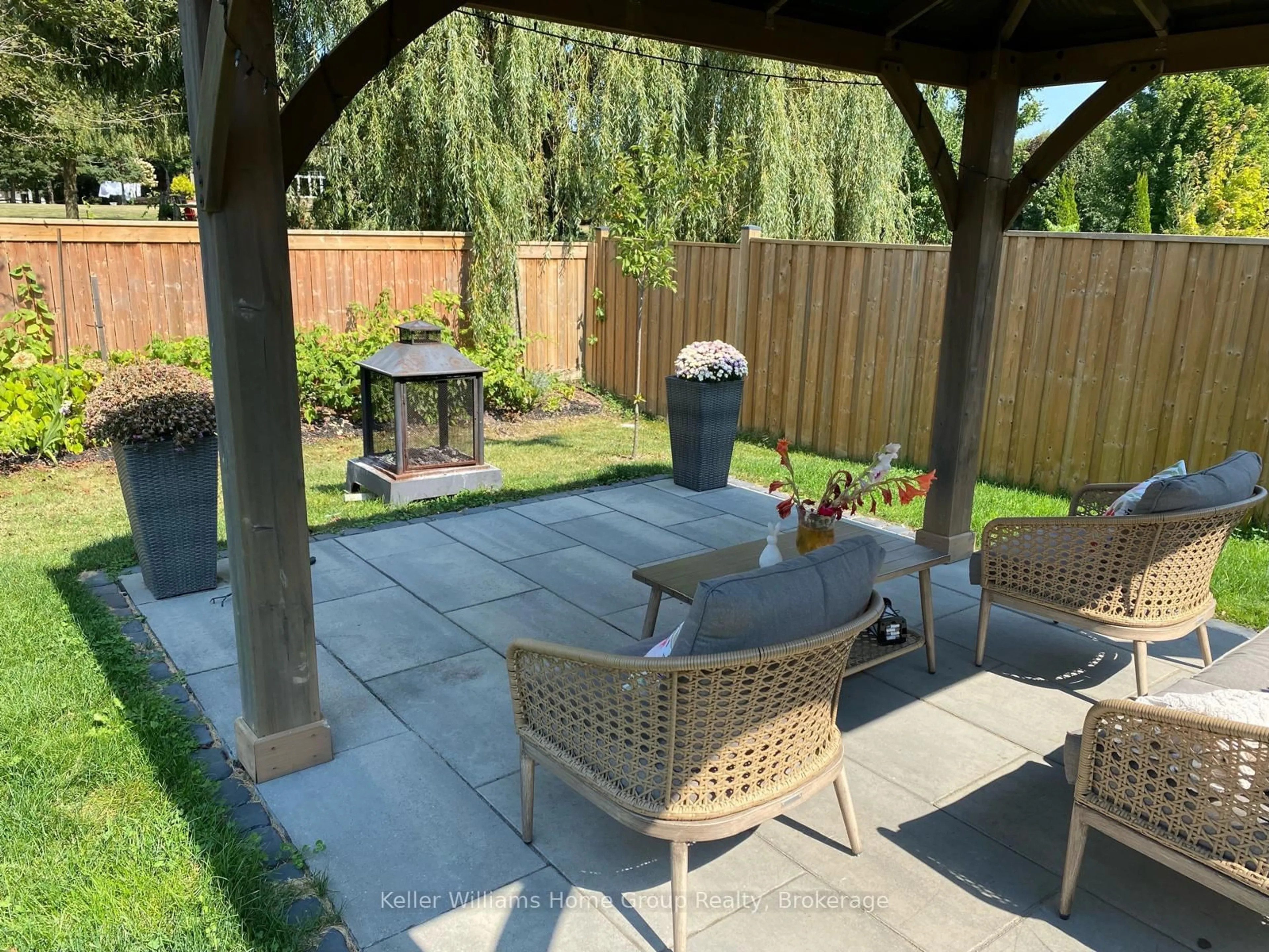 Patio, street for 136 Harpin Way, Centre Wellington Ontario N1M 0G9
