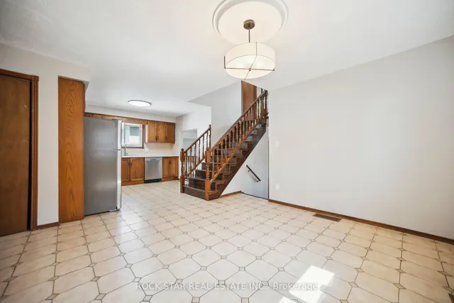 Additional property image - 11 Herbert Crt