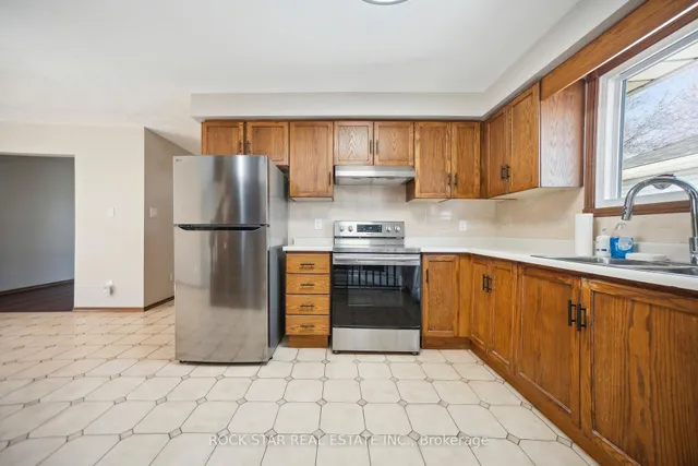 Additional property image - 11 Herbert Crt