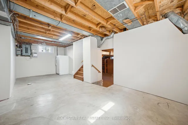 Additional property image - 11 Herbert Crt