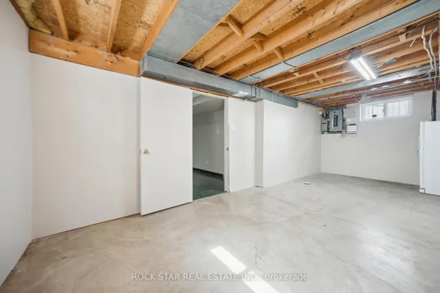 Additional property image - 11 Herbert Crt
