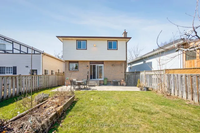 Additional property image - 11 Herbert Crt