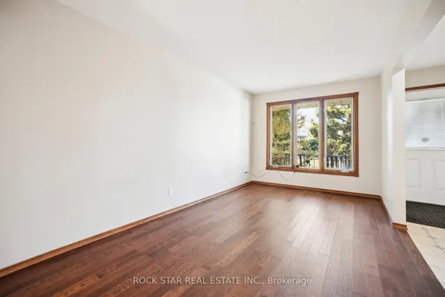 Additional property image - 11 Herbert Crt