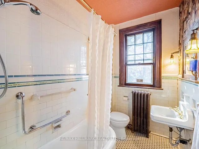 Additional property image - 2 Mount Royal Ave