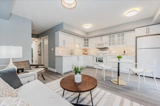 Additional property image - 1180 Countrystone Dr Unit 8B