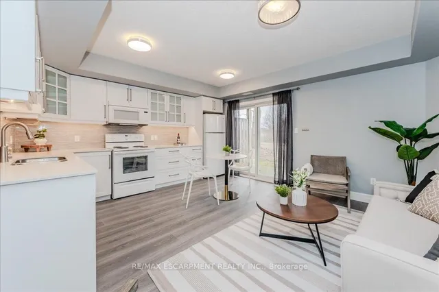 Additional property image - 1180 Countrystone Dr Unit 8B