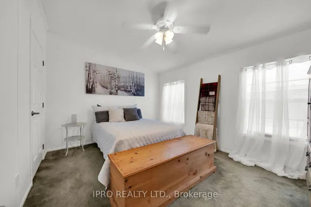 Additional image 14 of 23 MacPherson Cres