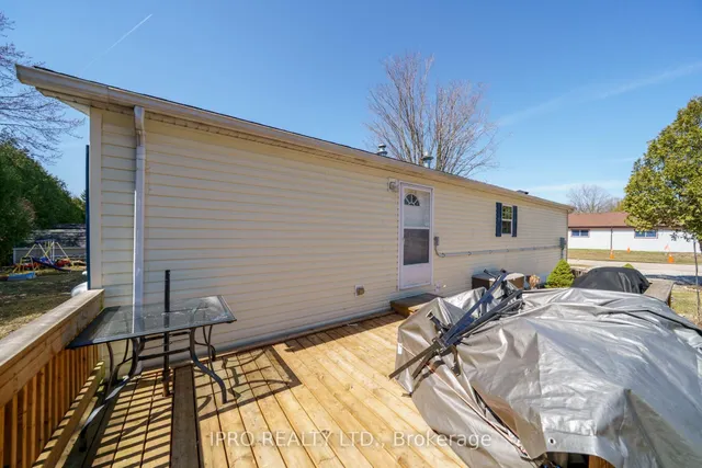 Additional image 8 of 23 MacPherson Cres