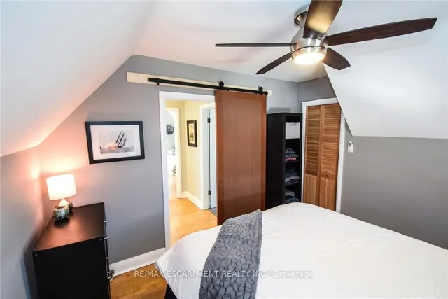 Additional property image - 104 Tragina Ave