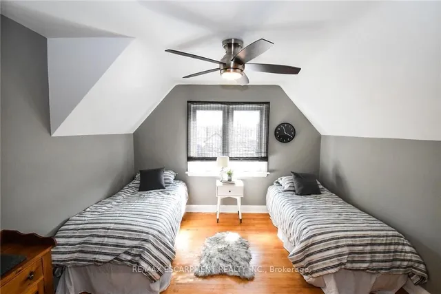 Additional property image - 104 Tragina Ave