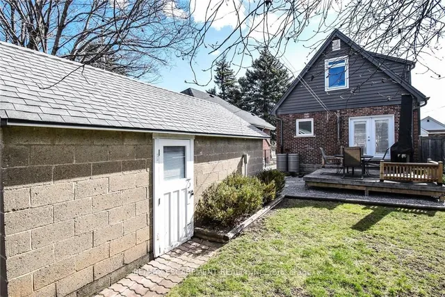 Additional property image - 104 Tragina Ave