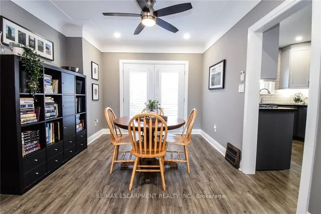 Additional property image - 104 Tragina Ave