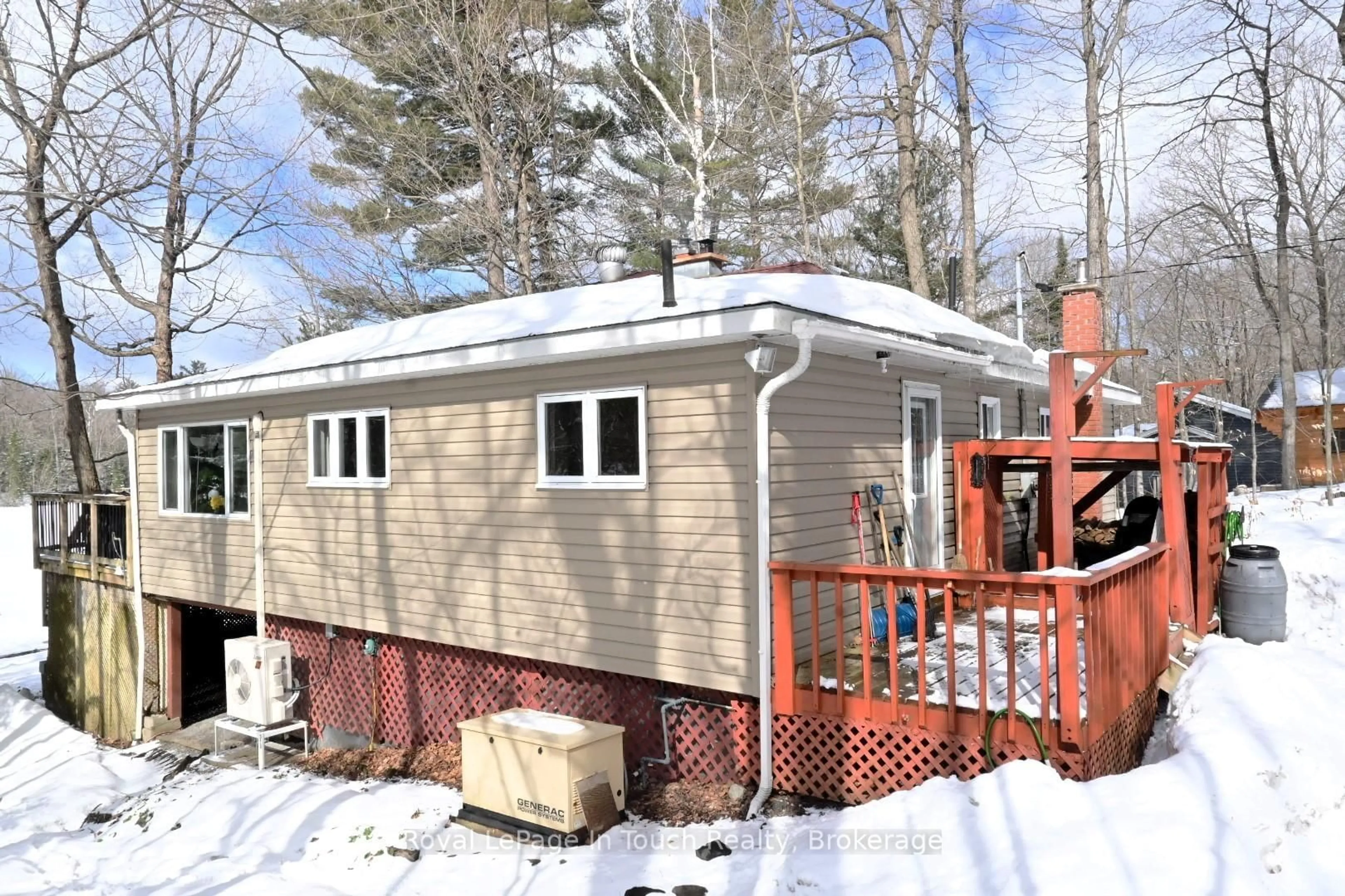 Shed for 476 Hungry Bay Rd, Georgian Bay Ontario L0K 1S0