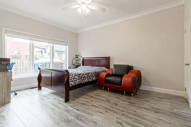 Additional property image - 97 Trafalgar Dr