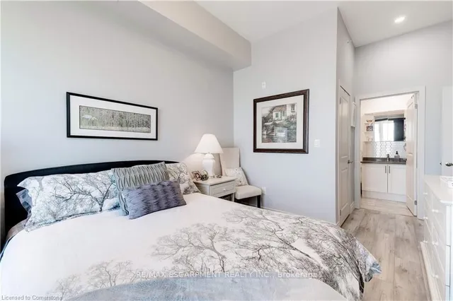 Additional property image - 35 SOUTHSHORE Cres Unit 404