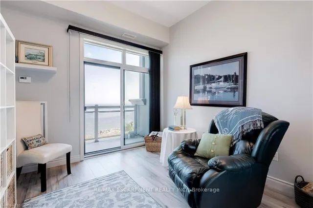 Additional property image - 35 SOUTHSHORE Cres Unit 404