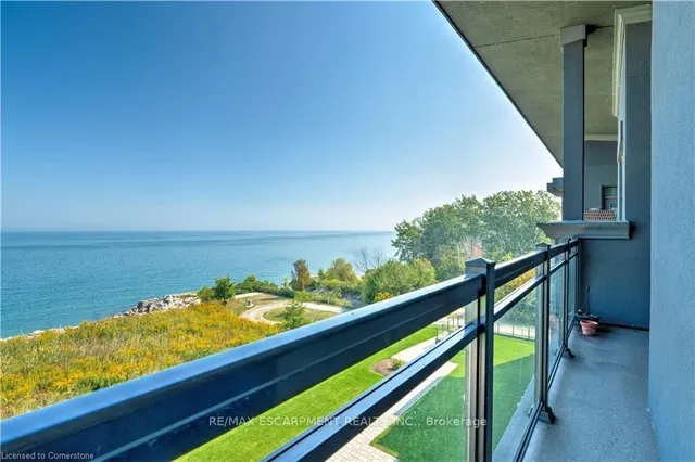Additional property image - 35 SOUTHSHORE Cres Unit 404