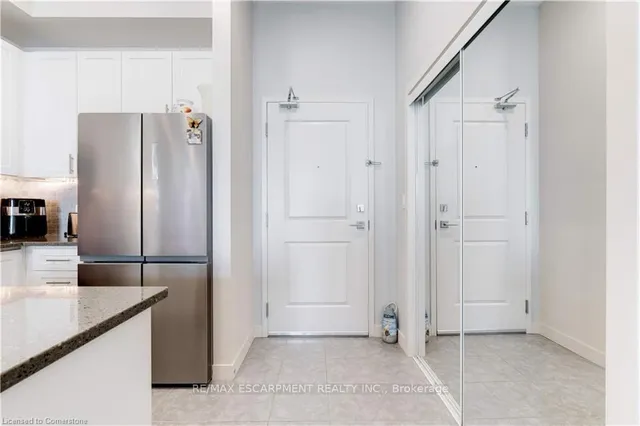Additional property image - 35 SOUTHSHORE Cres Unit 404