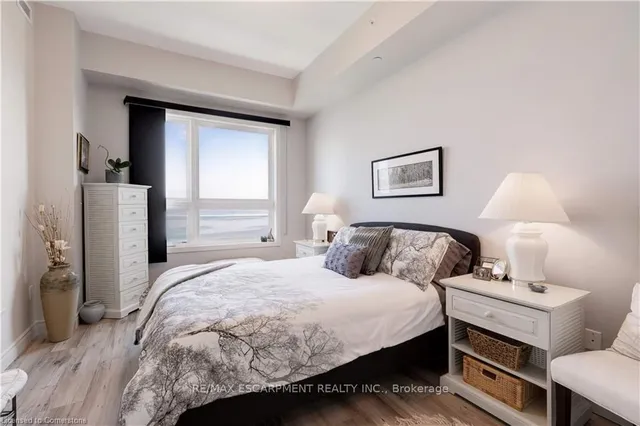 Additional property image - 35 SOUTHSHORE Cres Unit 404