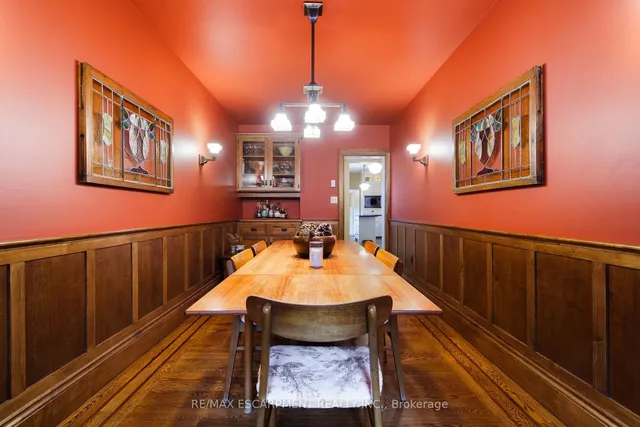 Additional property image - 2 Oak Knoll Dr