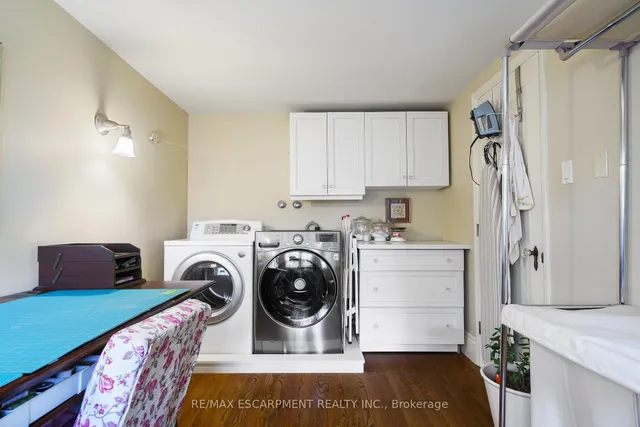 Additional property image - 2 Oak Knoll Dr